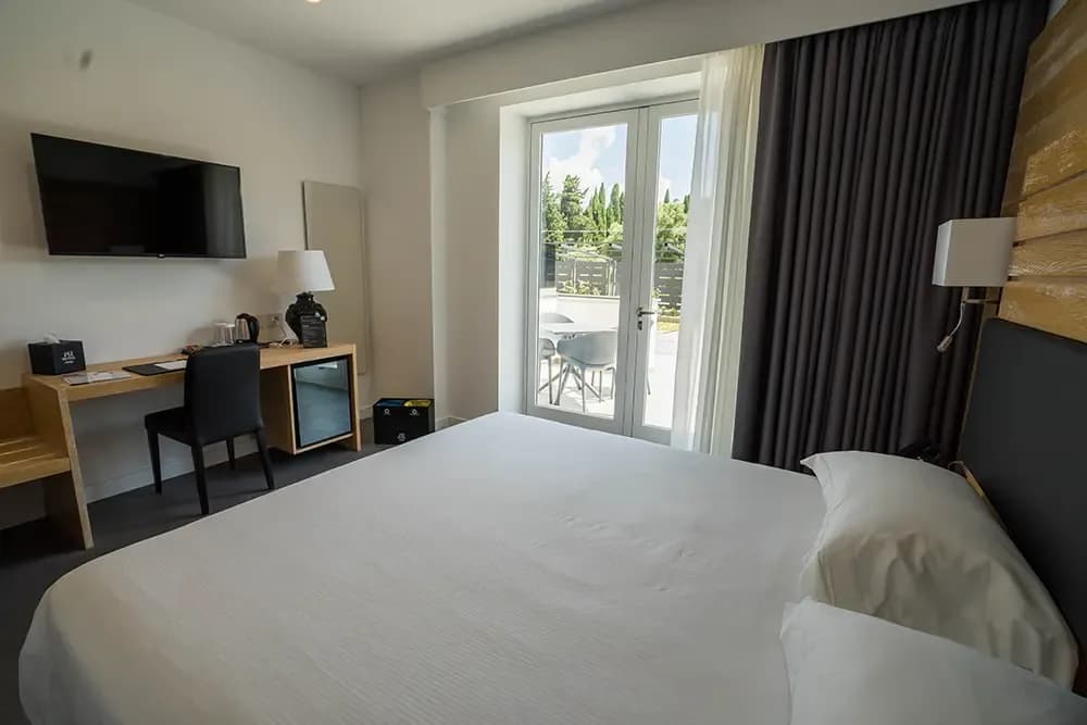 PM Hotel 8