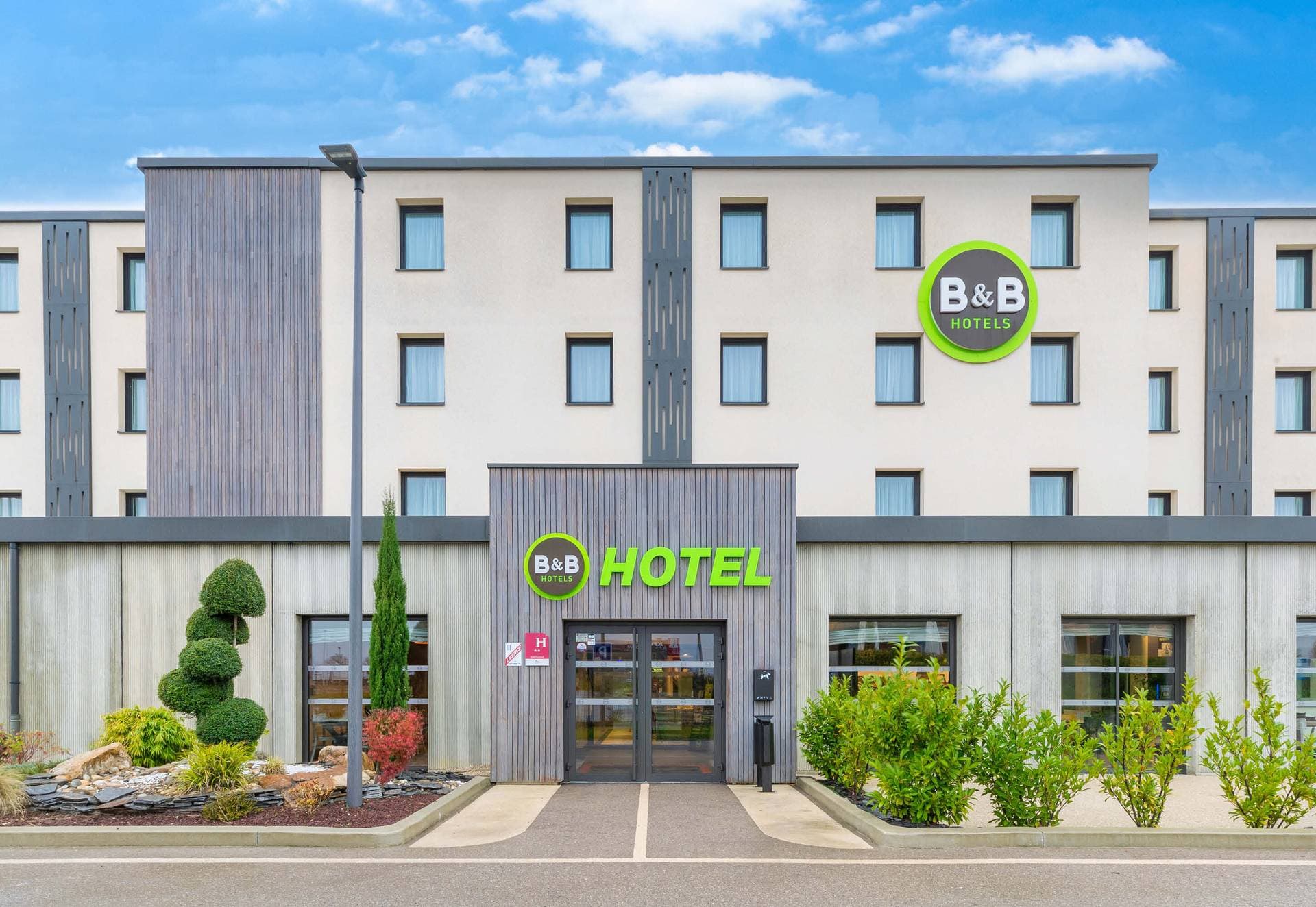 B&B HOTEL Troyes Magasins d'usine 3 étoiles 1