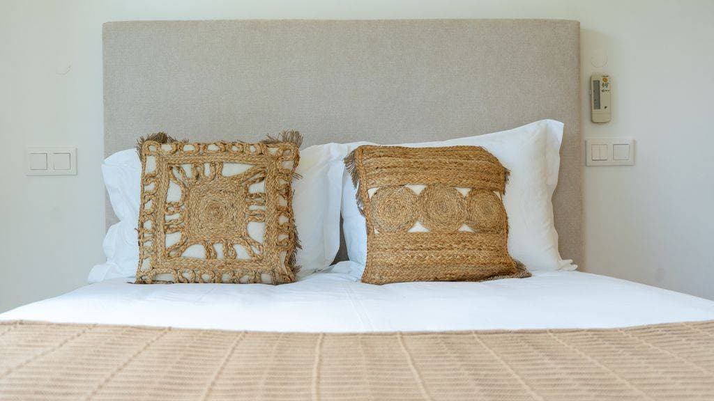 Acqua Sensation Suites by LovelyStay 26