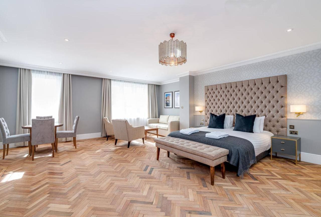 Easthampstead Park Hotel 12