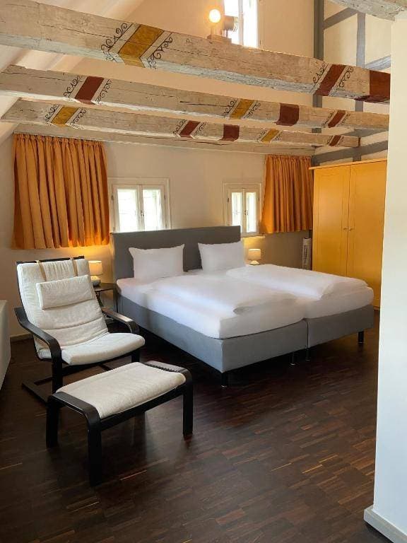 Hotel Erfurt "Krämerbrücke" 11