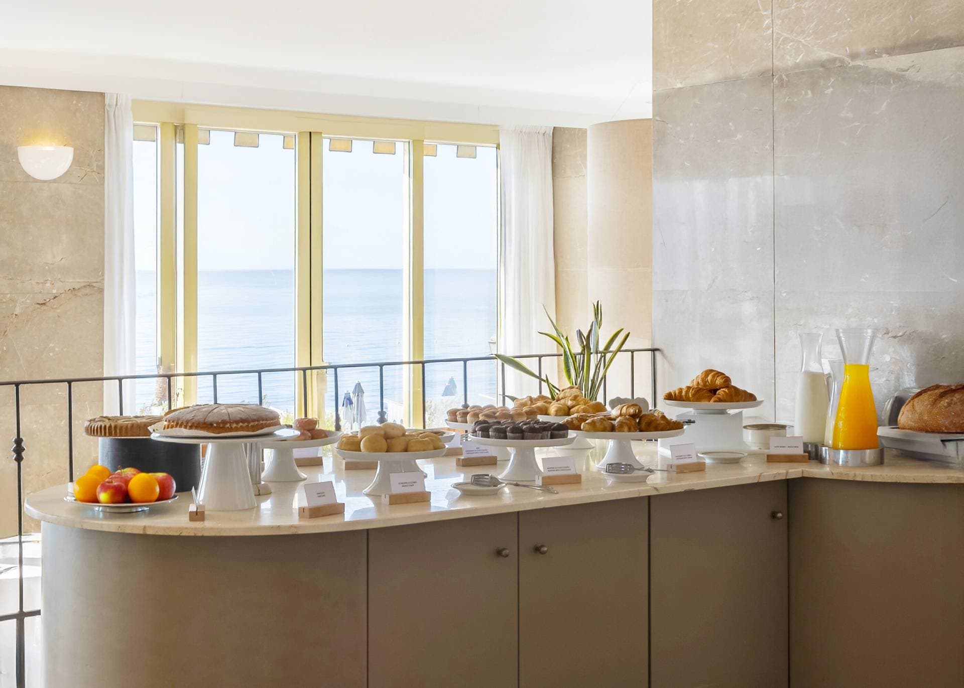 B&B HOTEL Diano Marina Palace 4