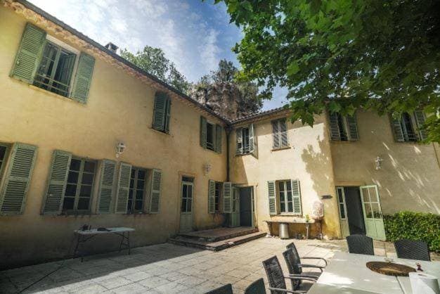 Le Hameau à Montrieux 5