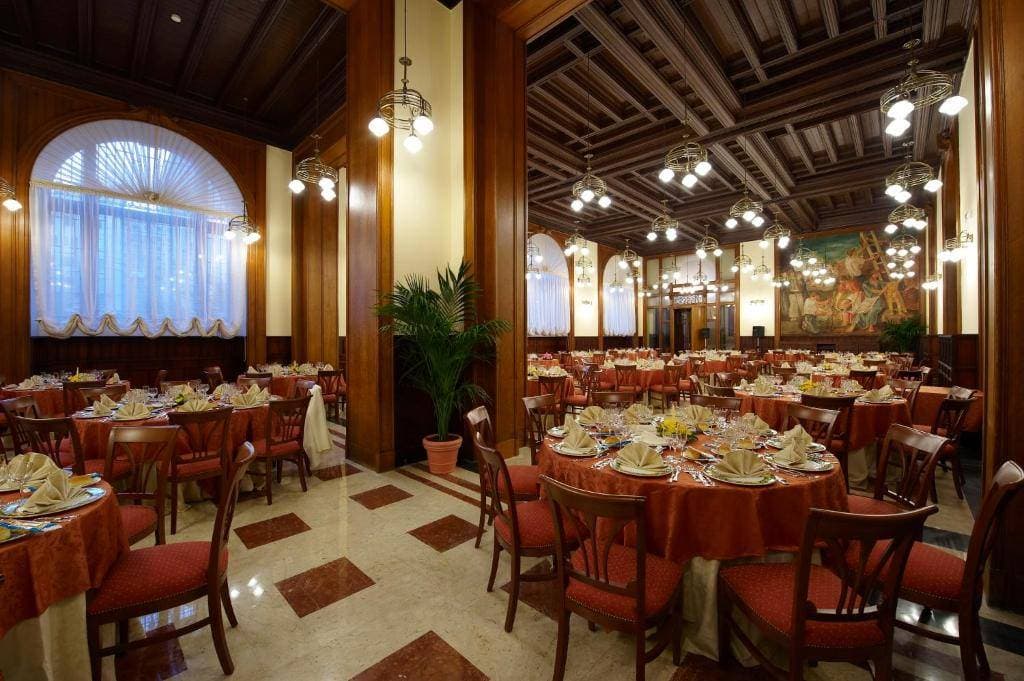 Grand Hotel Piazza Borsa 5