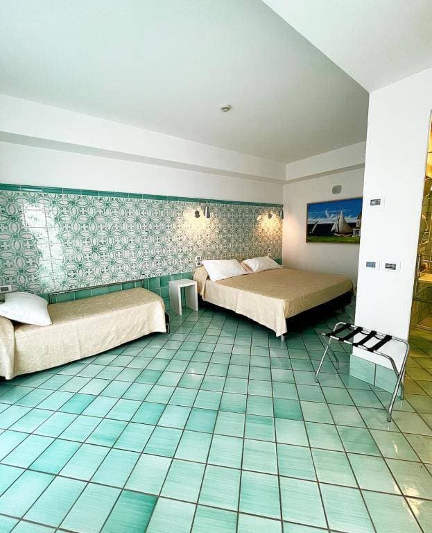 Hotel Ganimede 17