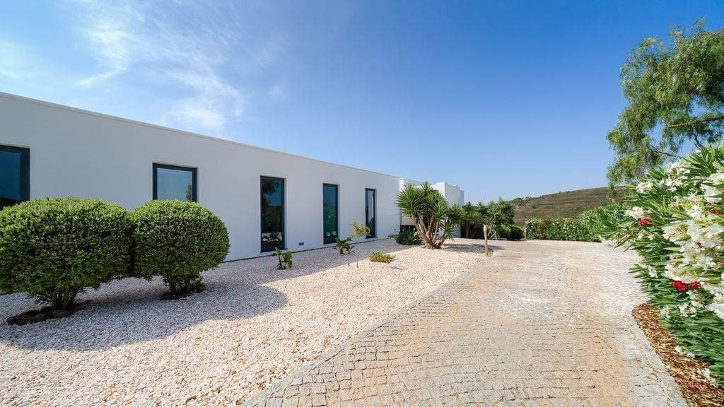 Villa Sernadinha 87