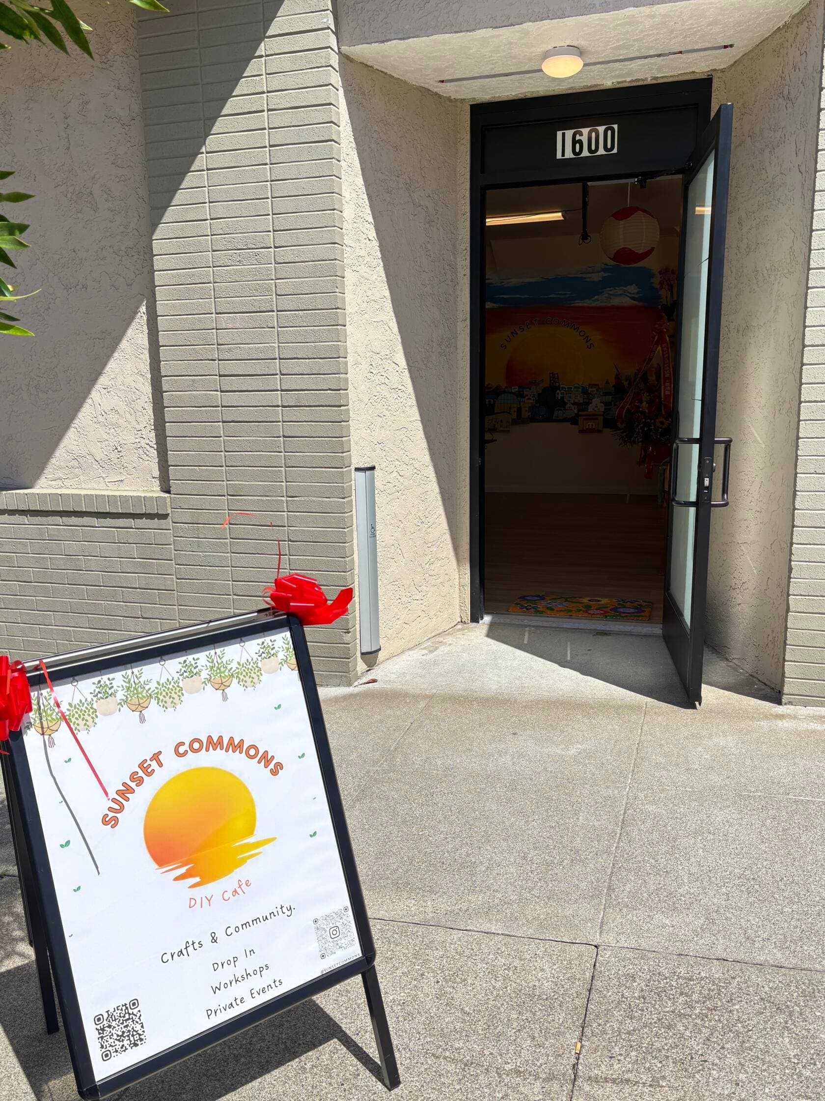 Sunset Commons 25