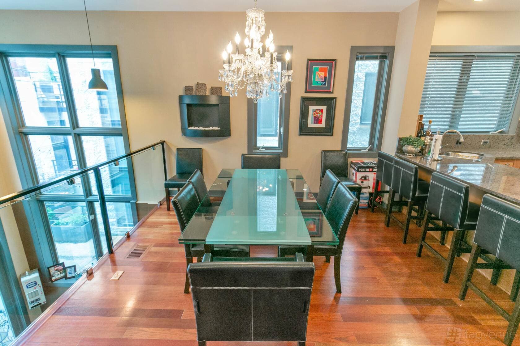 Wicker Park Mansion 12