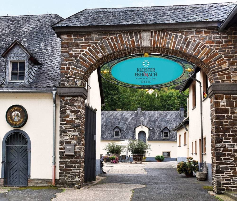 Weingut Kloster Ebernach 1