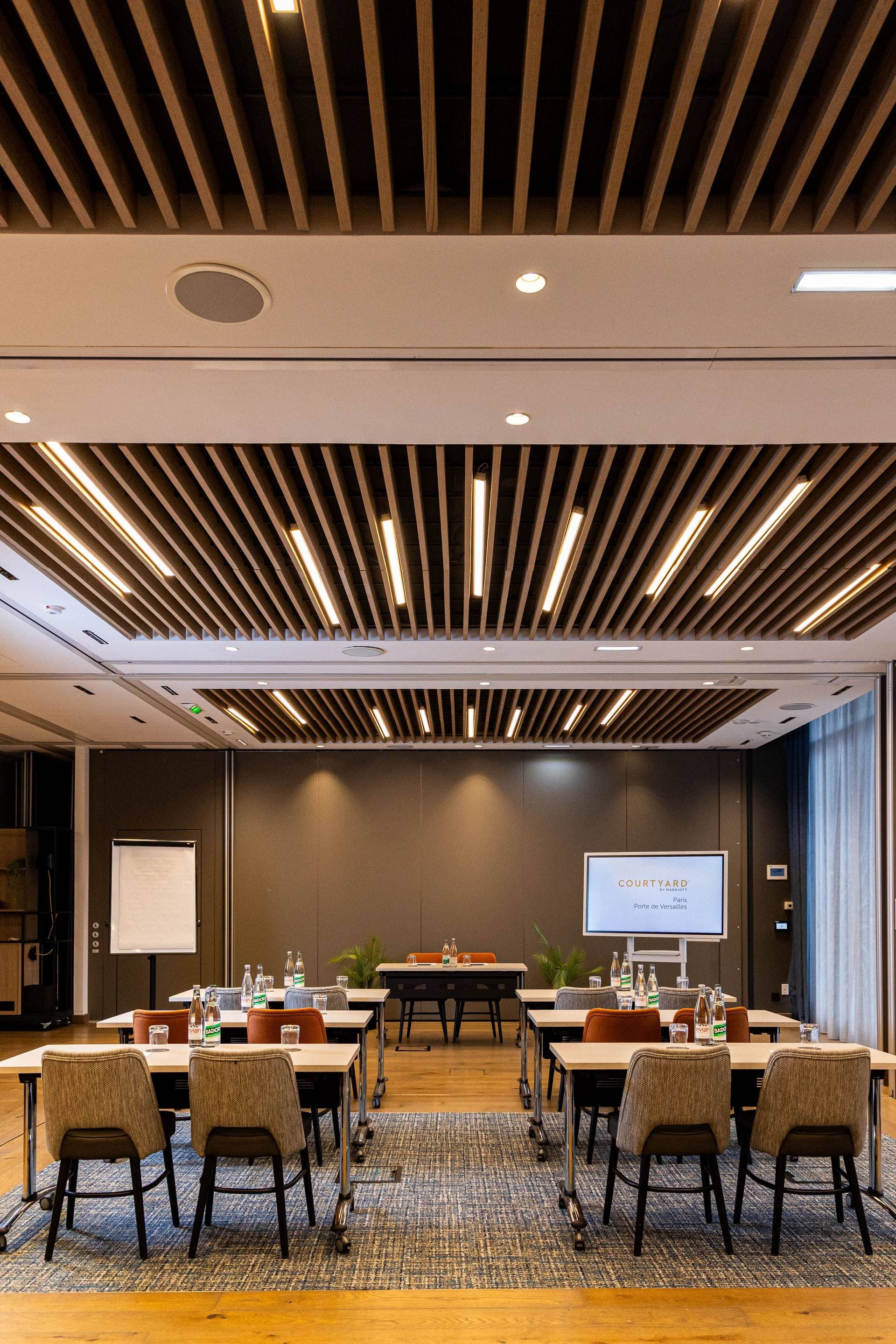 Courtyard by Marriott Paris Porte de Versailles 14