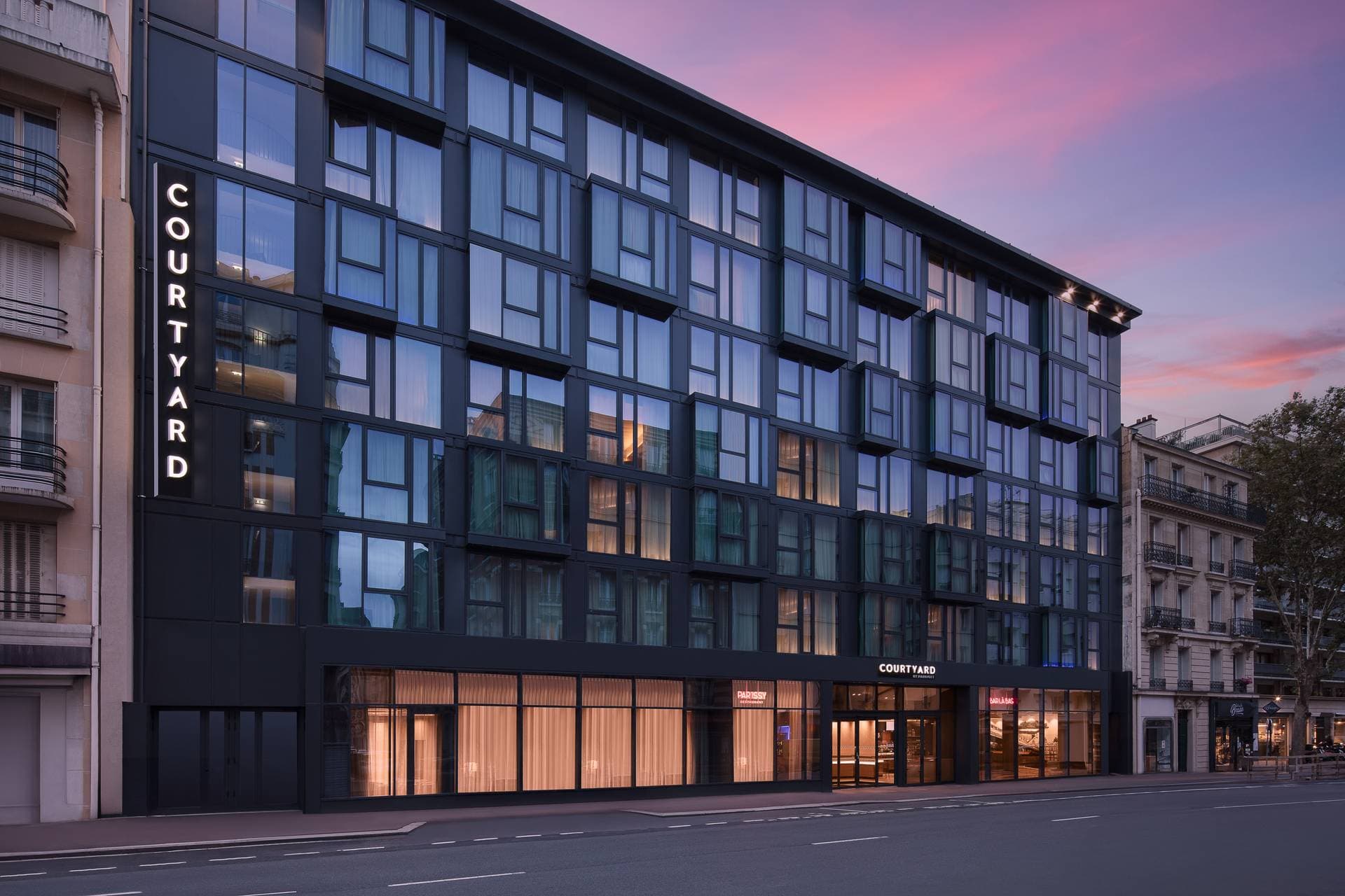 Courtyard by Marriott Paris Porte de Versailles 8