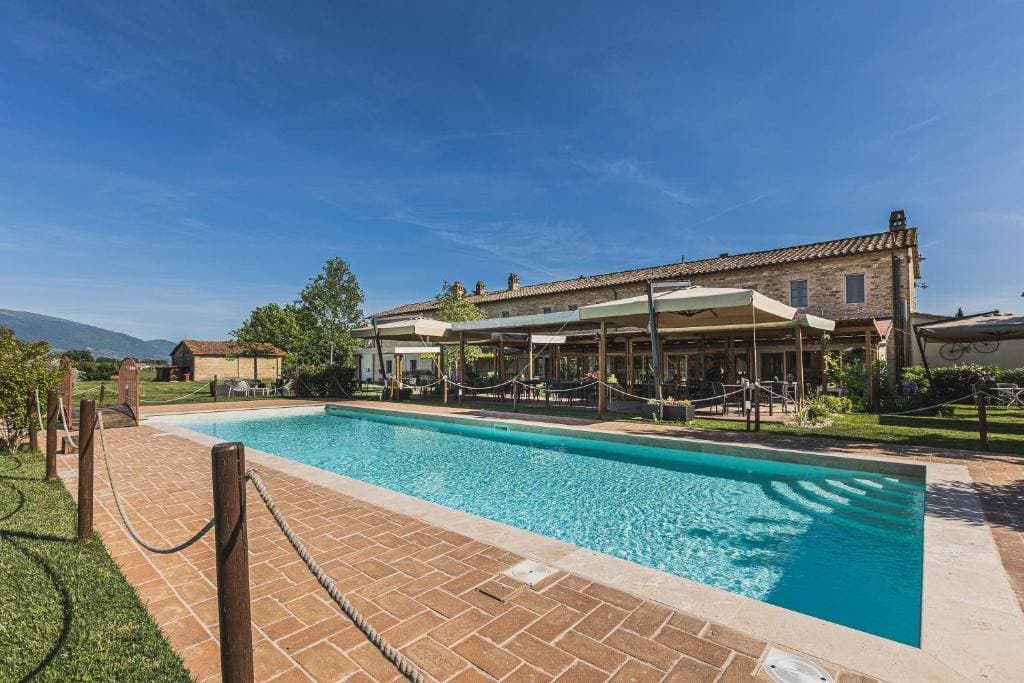 Favorita Food & Wine Resort 5