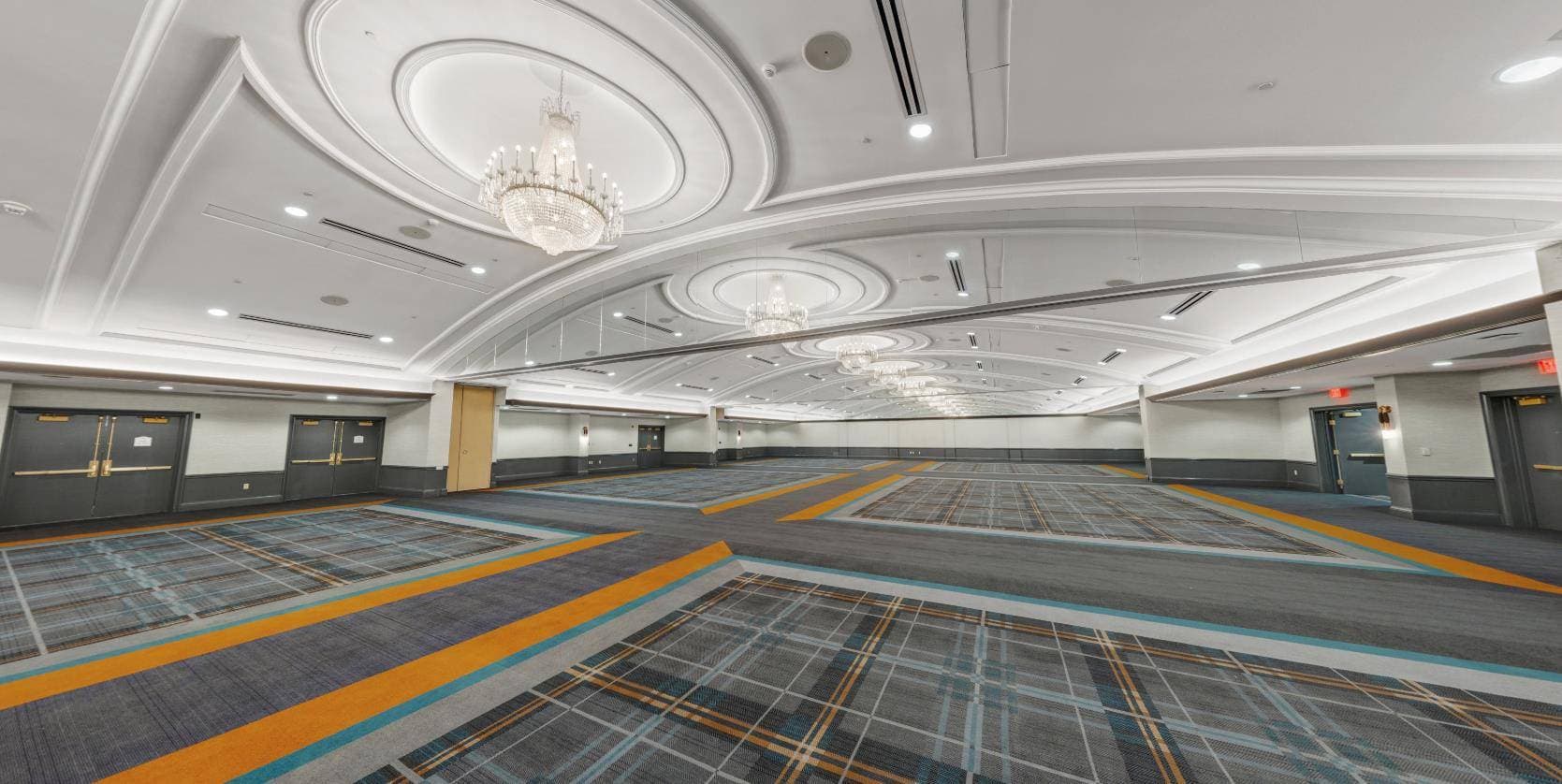 Crowne Plaza Louisville Airport Expo Ctr 38