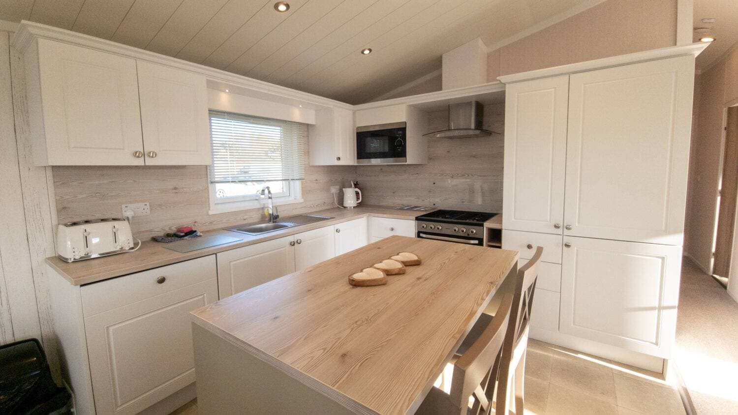 Coldstream Holiday Park 9