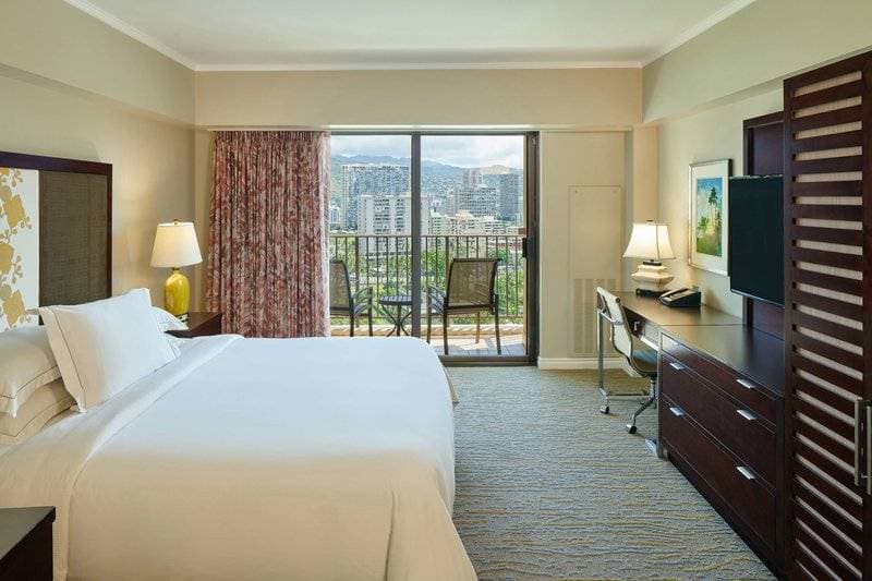 Hilton Grand Vacations Suites at Hilton Hawaiian Village 19