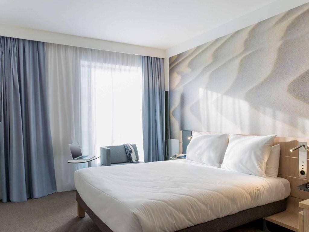 Novotel Charleroi Centre 14