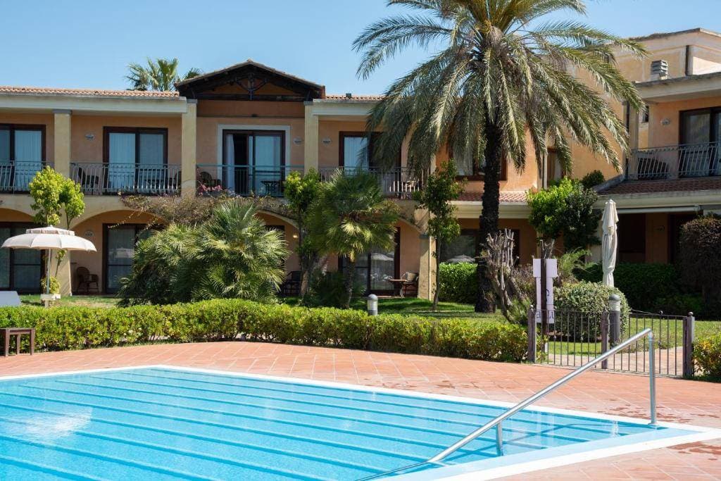 Hotel Santa Gilla 2