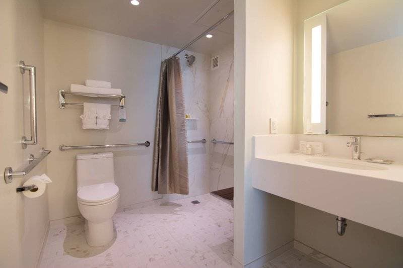The Benson Portland, Curio Collection by Hilton 8