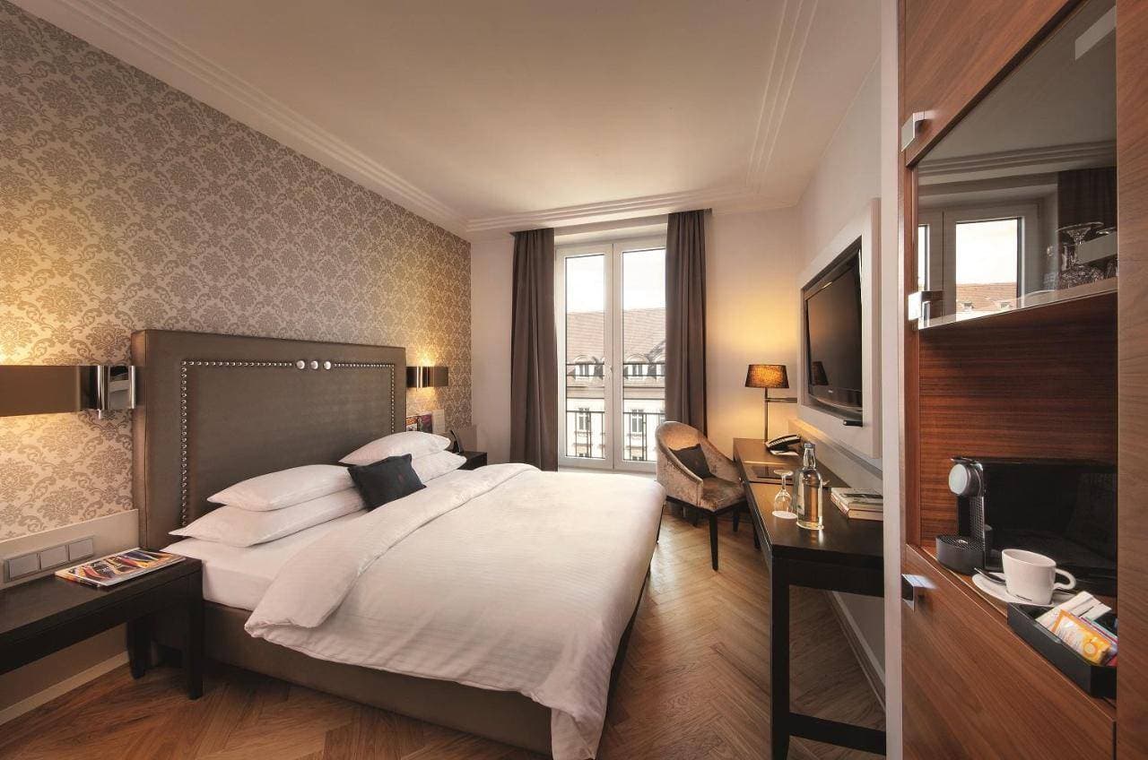 Hotel Maximilian's 27