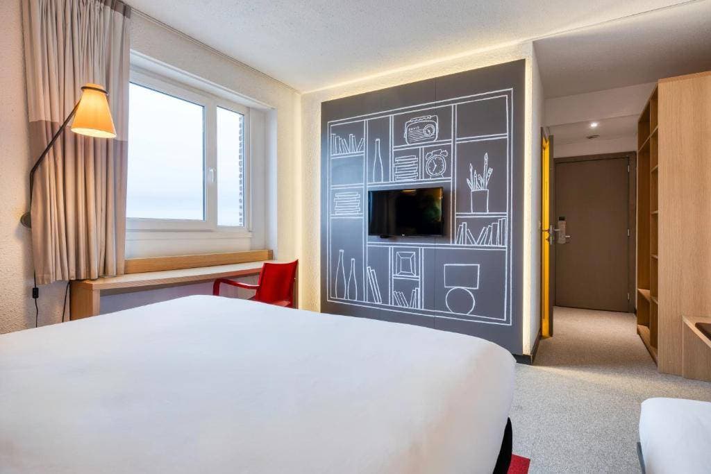 B&B HOTEL Mons Gare 14