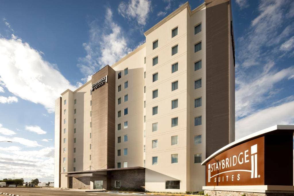 Staybridge Suites Silao 1