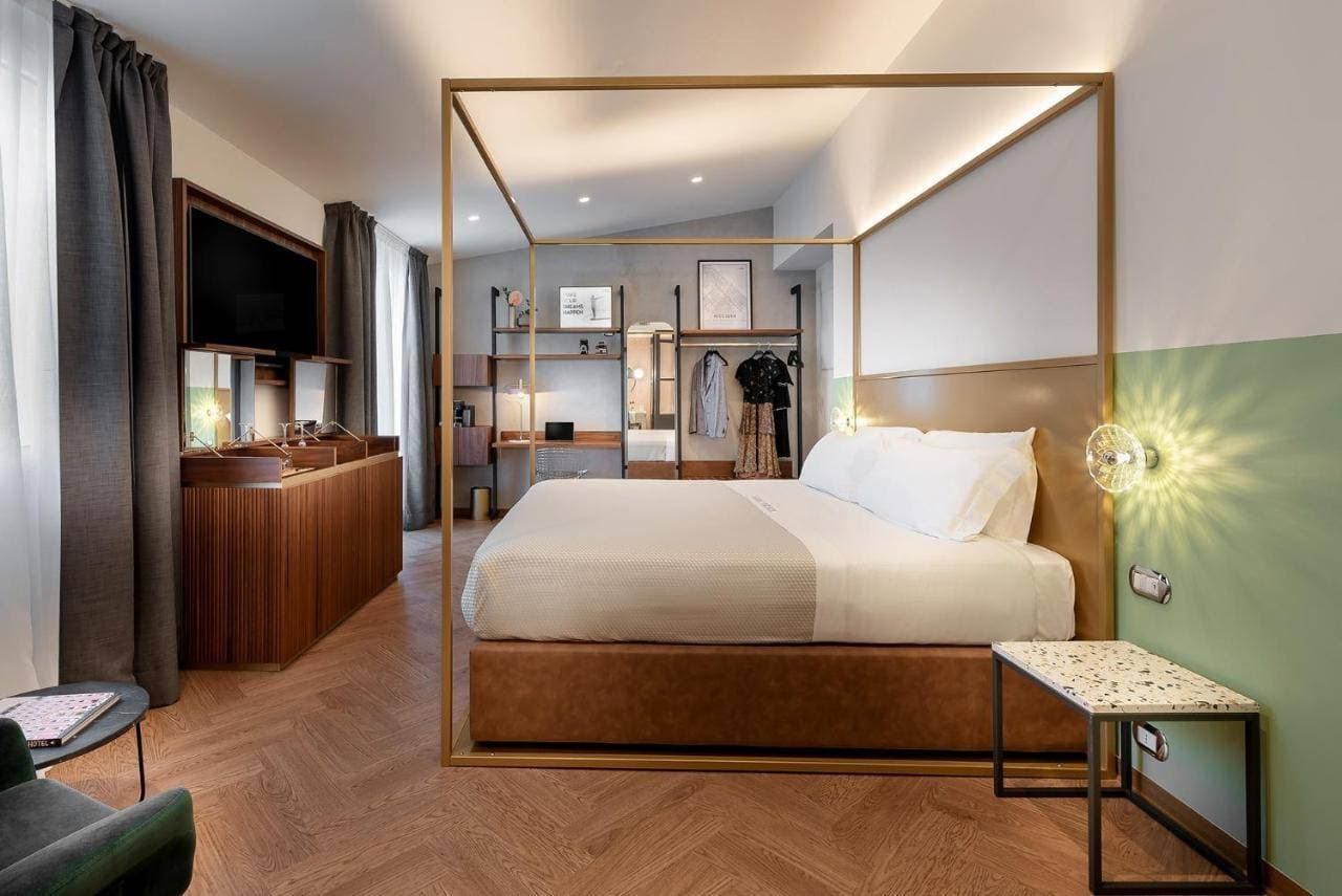 The Box Hotel 10