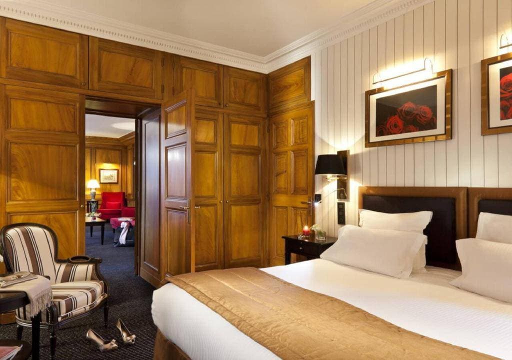 L'Hôtel Barrière Le Royal Deauville 33
