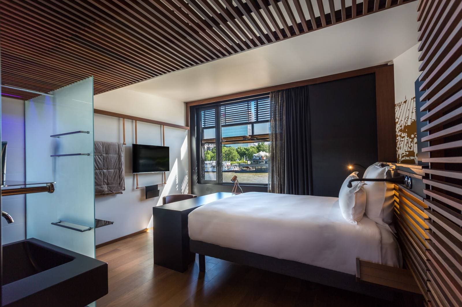 L'hôtel Off Paris Seine 18