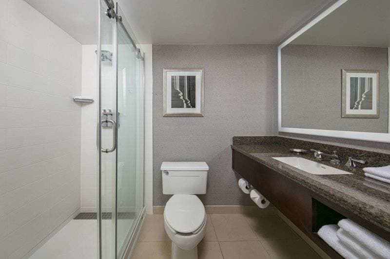 Sonesta Charlotte Lower South End 29