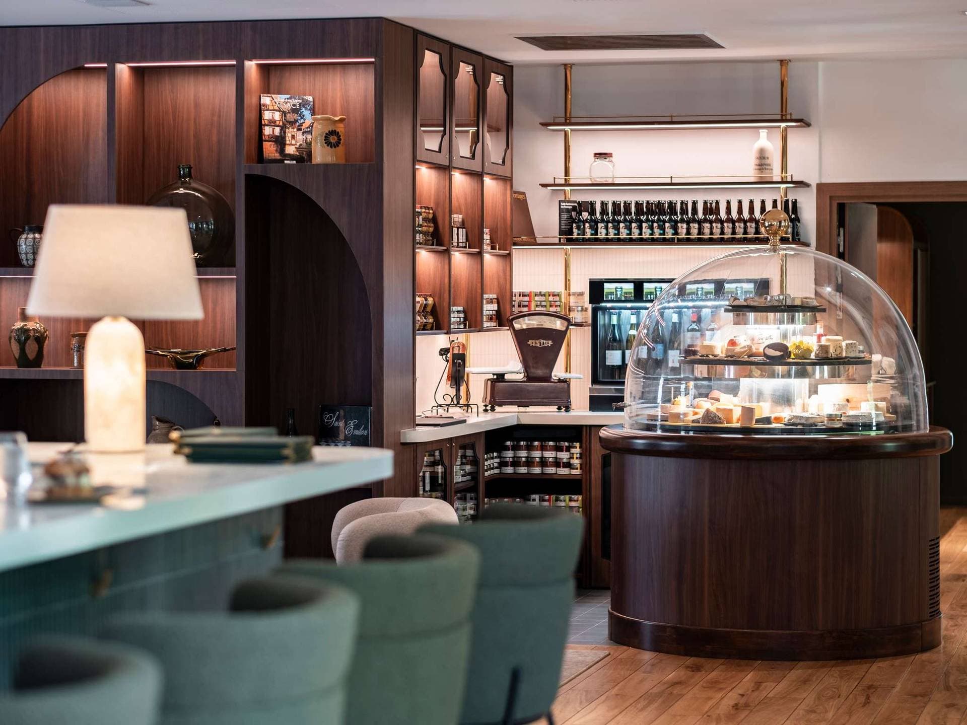 Mercure Maintenon 3