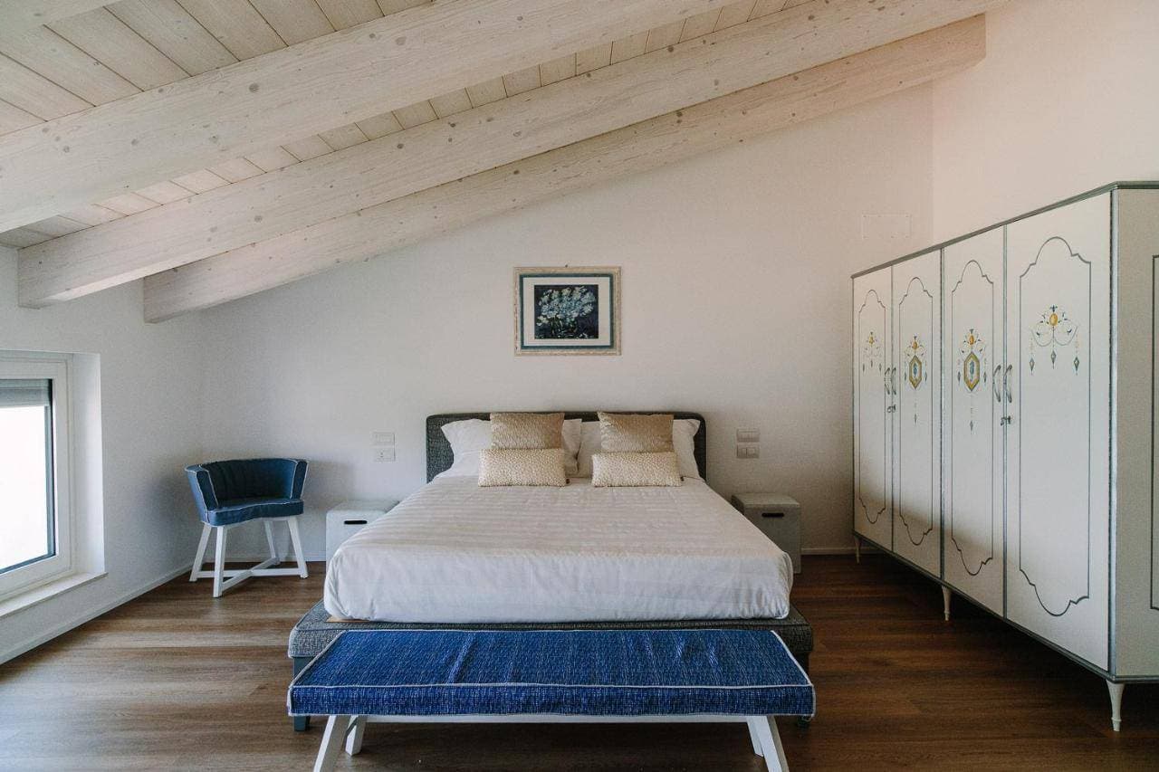 NUMA HOTEL 8