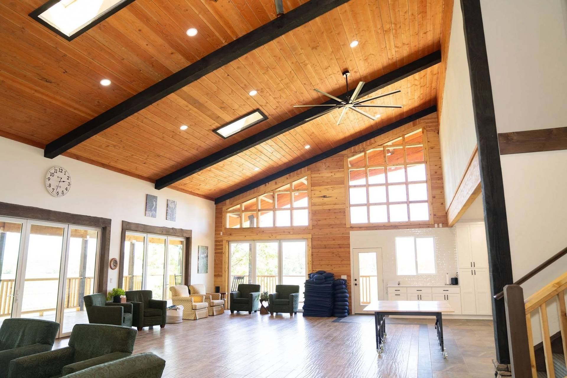 Scholls Valley Lodge 7