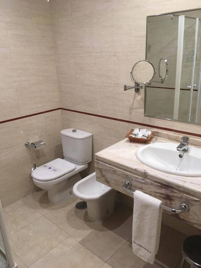 Hotel Manolo Mayo 18