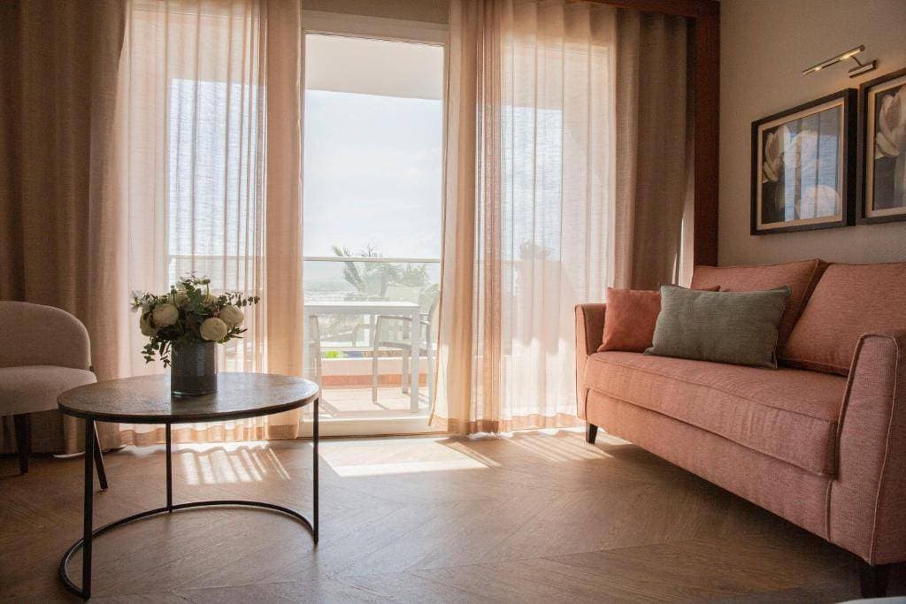 Grand Hôtel Les Flamants Roses Thalasso & Spa 14