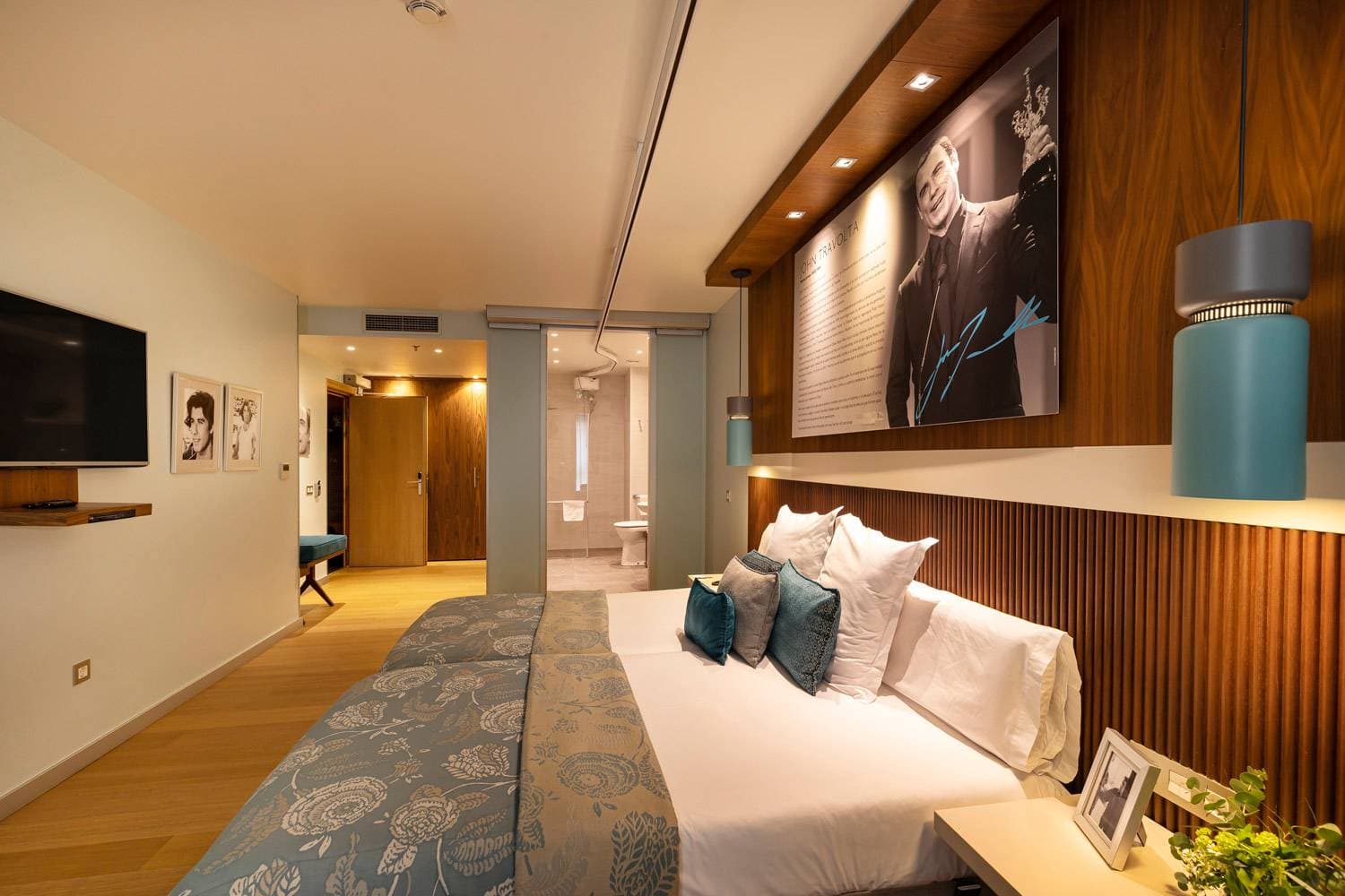 Zinema7 Hotel 21