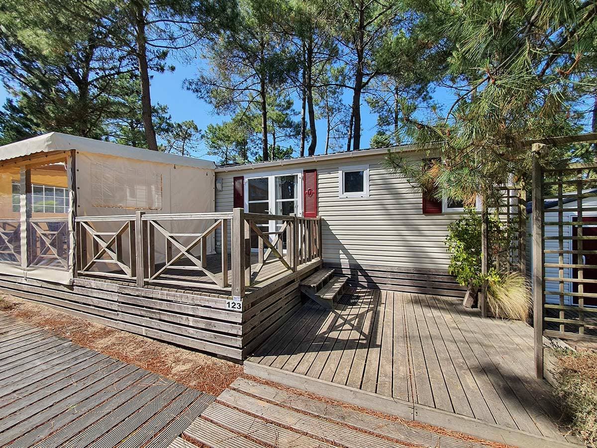 Le Domaine des Pins 9