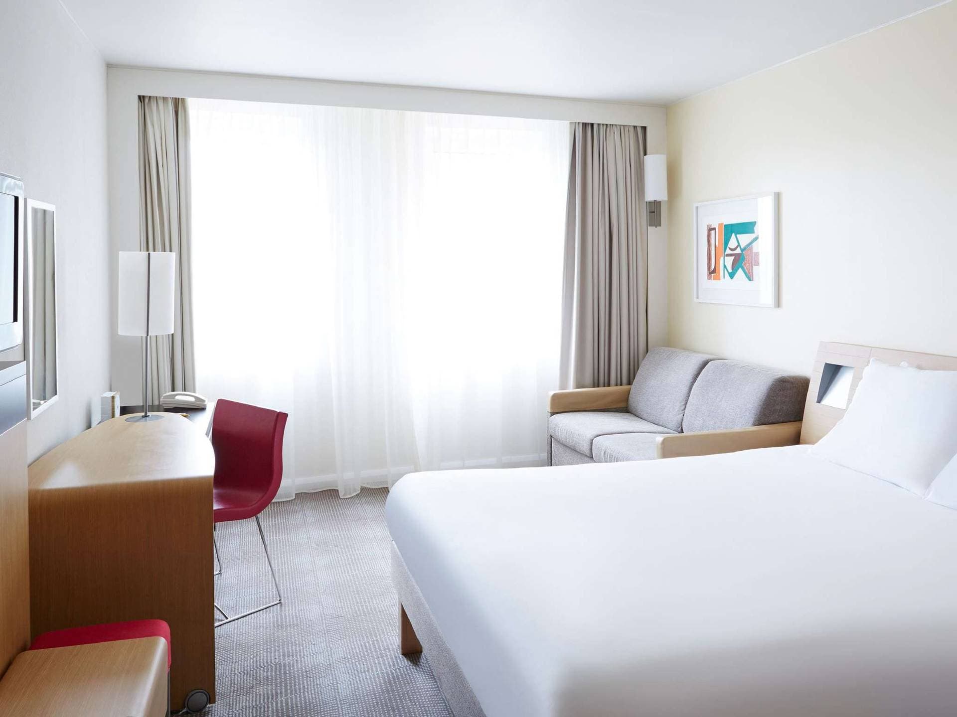 Novotel Pau Pyrénées 26