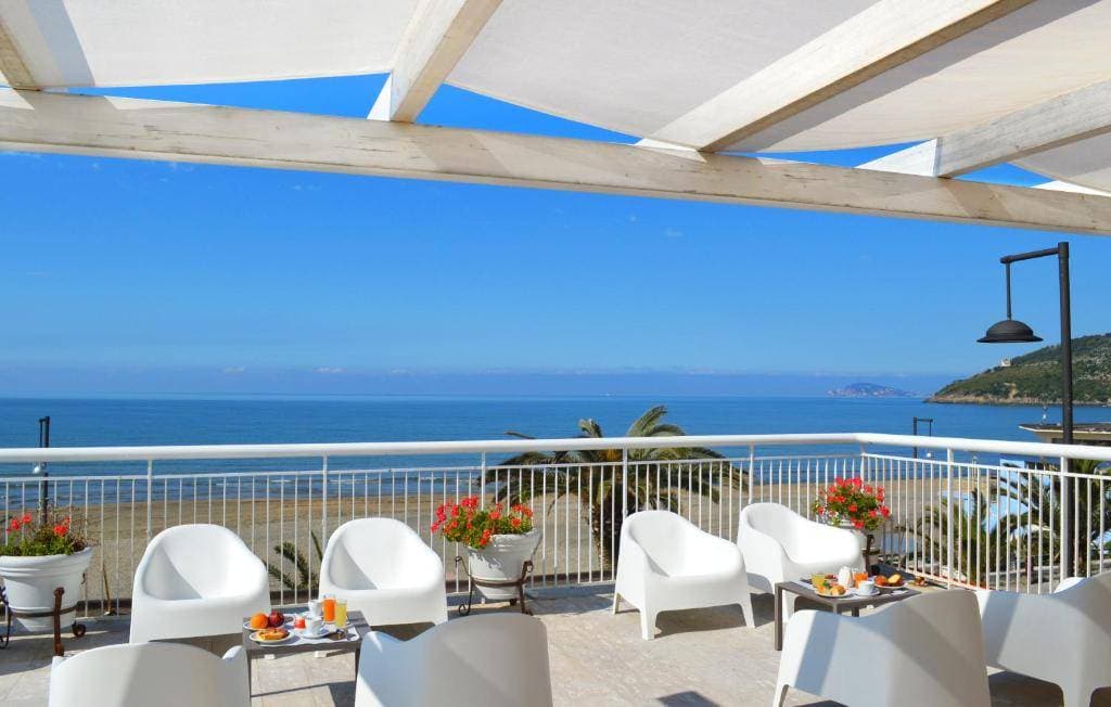 Hotel Villa Eleonora 12