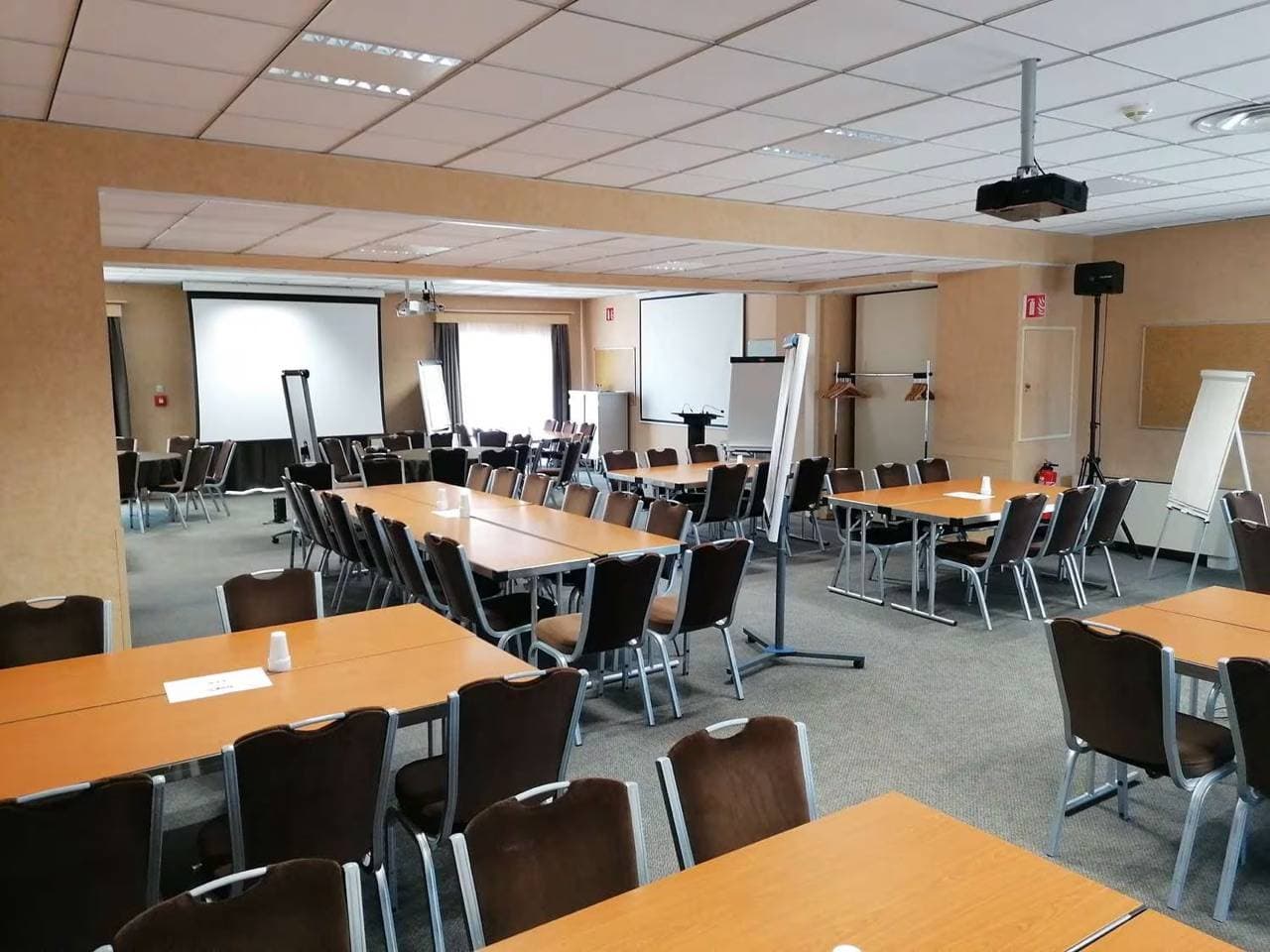 Best Western Marseille Aeroport 21