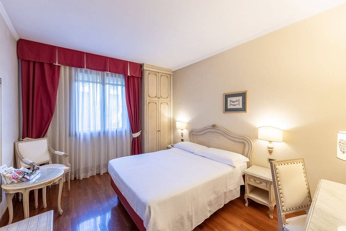 Hotel Majestic Toscanelli 12