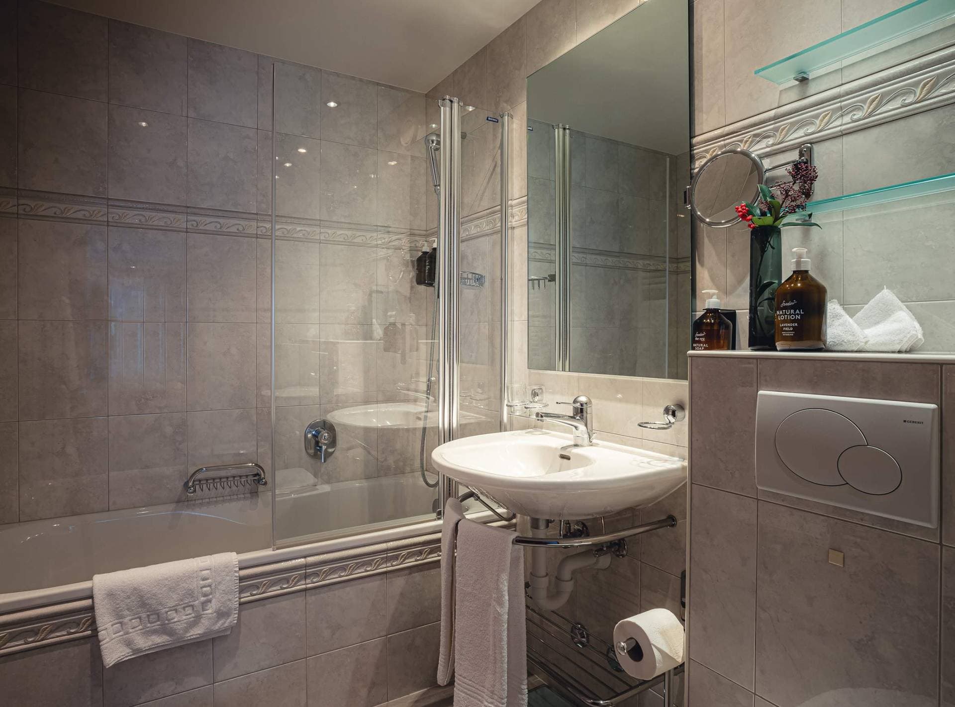 the rex Hotel 25