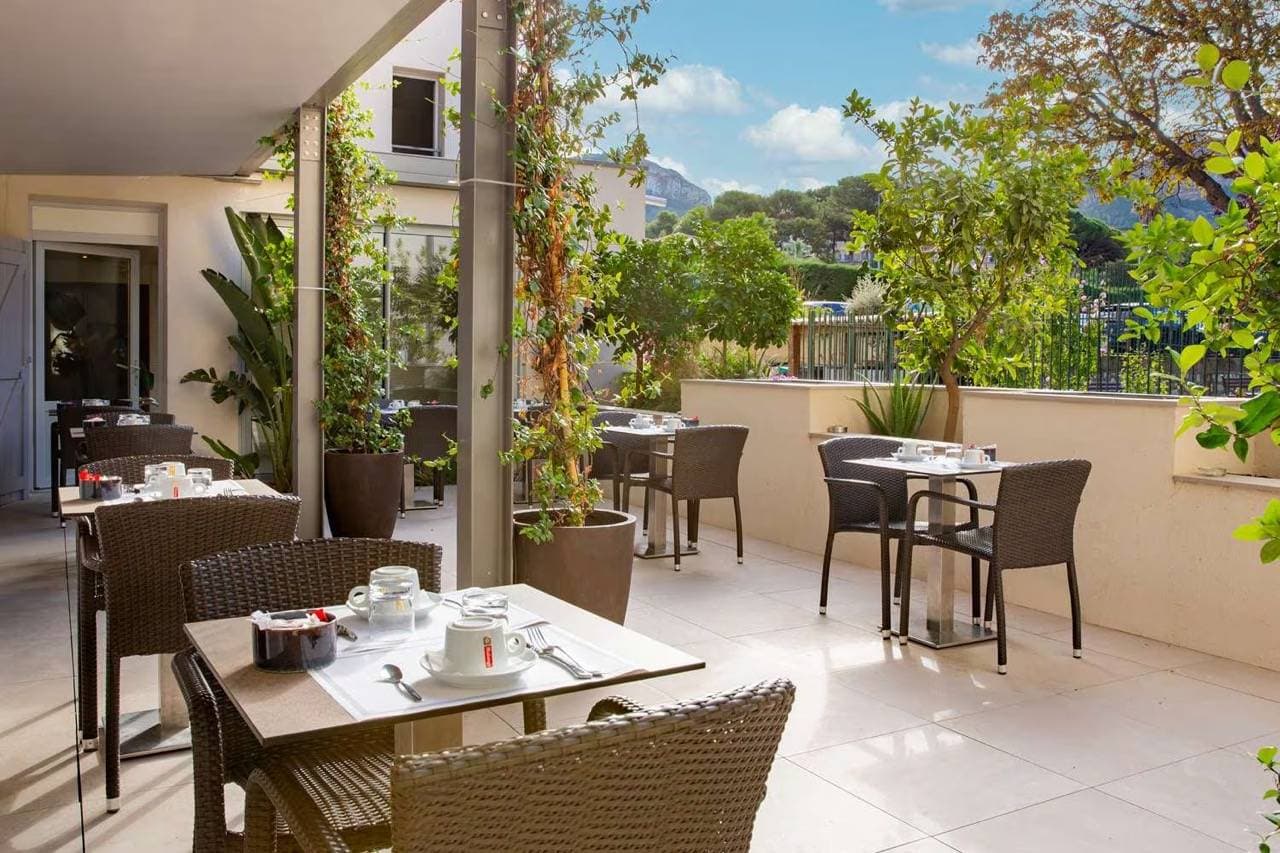 Best Western Hotel & SPA Coeur De Cassis 7