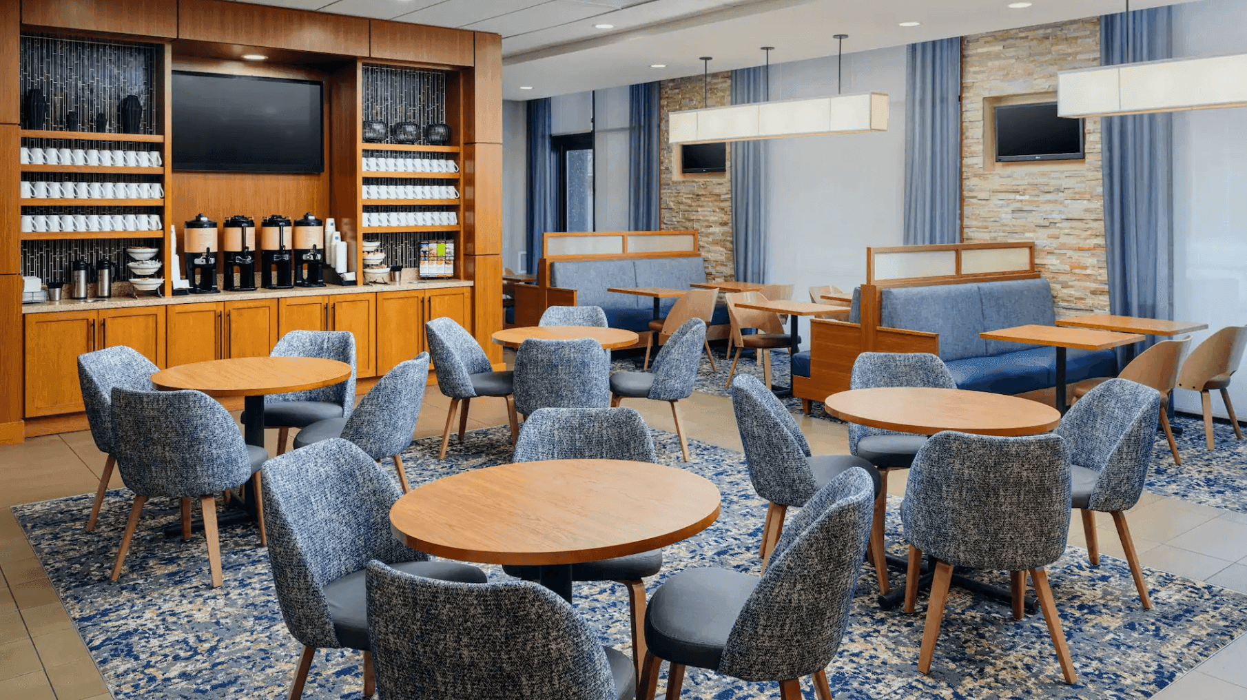 Hyatt Place Austin Downtown 12