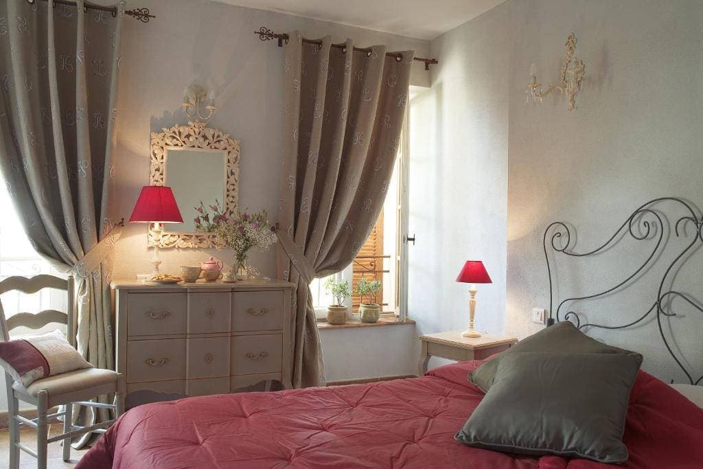 Hostellerie du Cigalou 14
