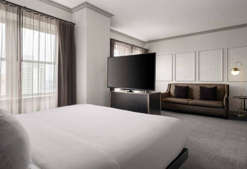 Hotel Phillips Kansas City, Curio Collection by Hilton 39