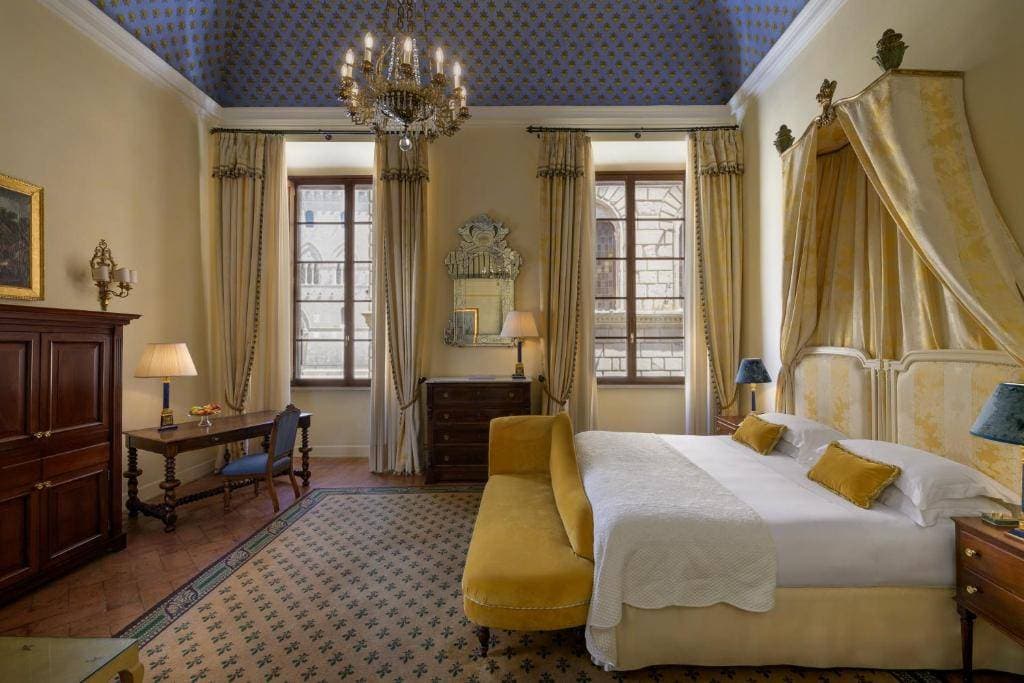Grand Hotel Continental 18