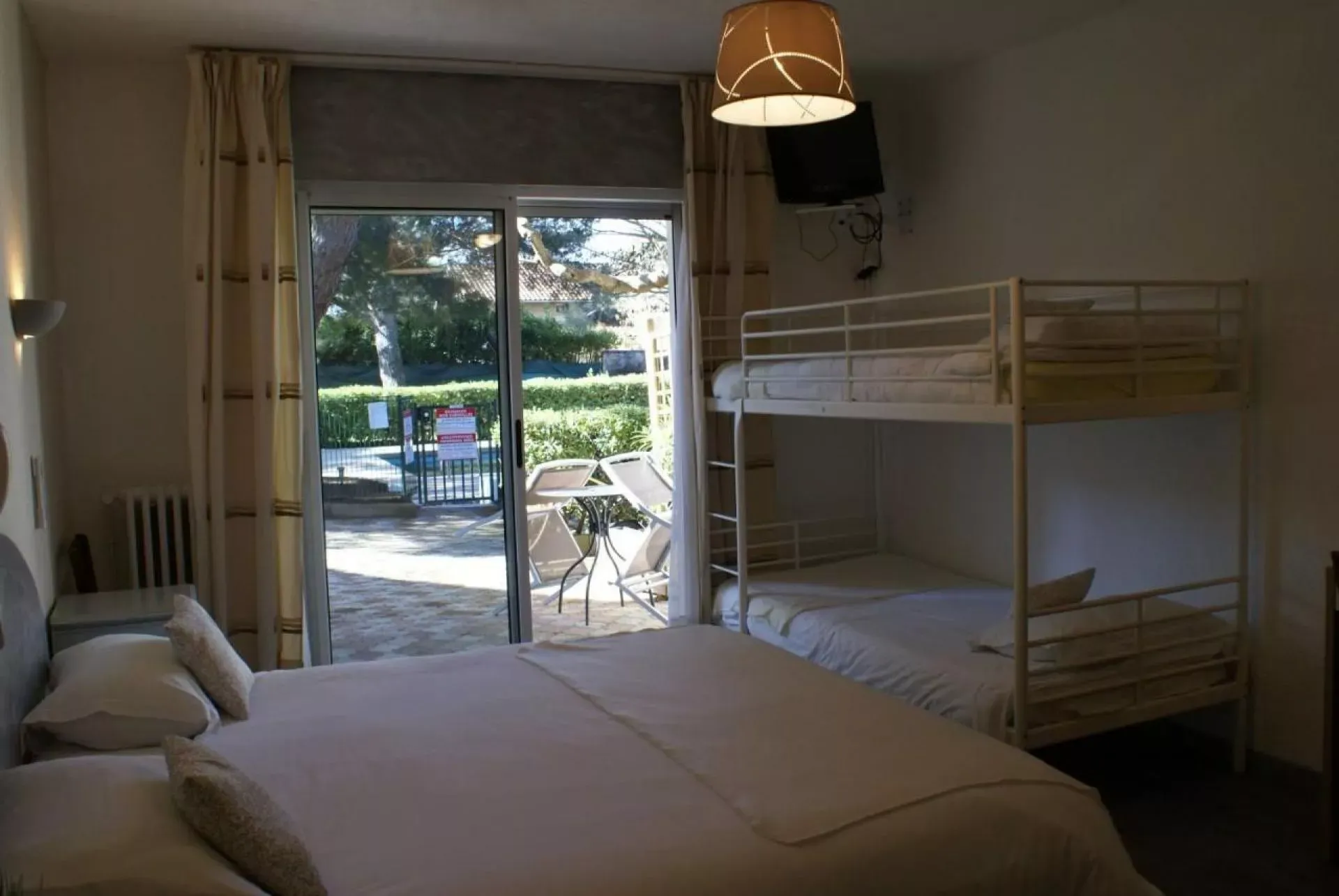 Hôtel Le Petit Manoir 27
