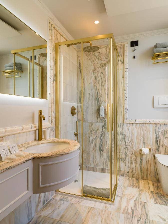 UNA HOTELS One Catania 10