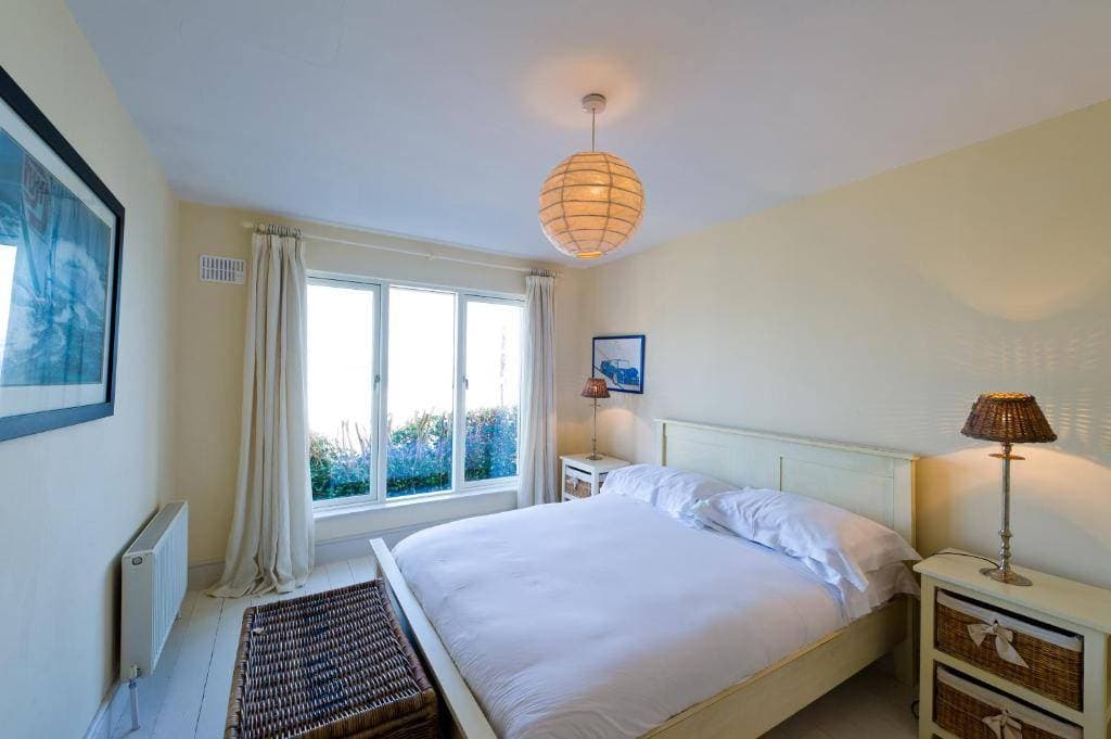 Cliff House Hotel 11