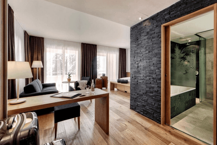 Superior Waldhotel Arosa 23
